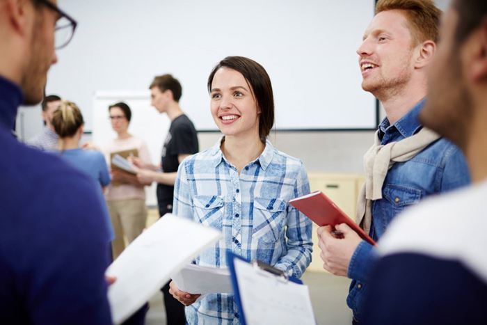 6 Networking Tips Every College Student Should Know